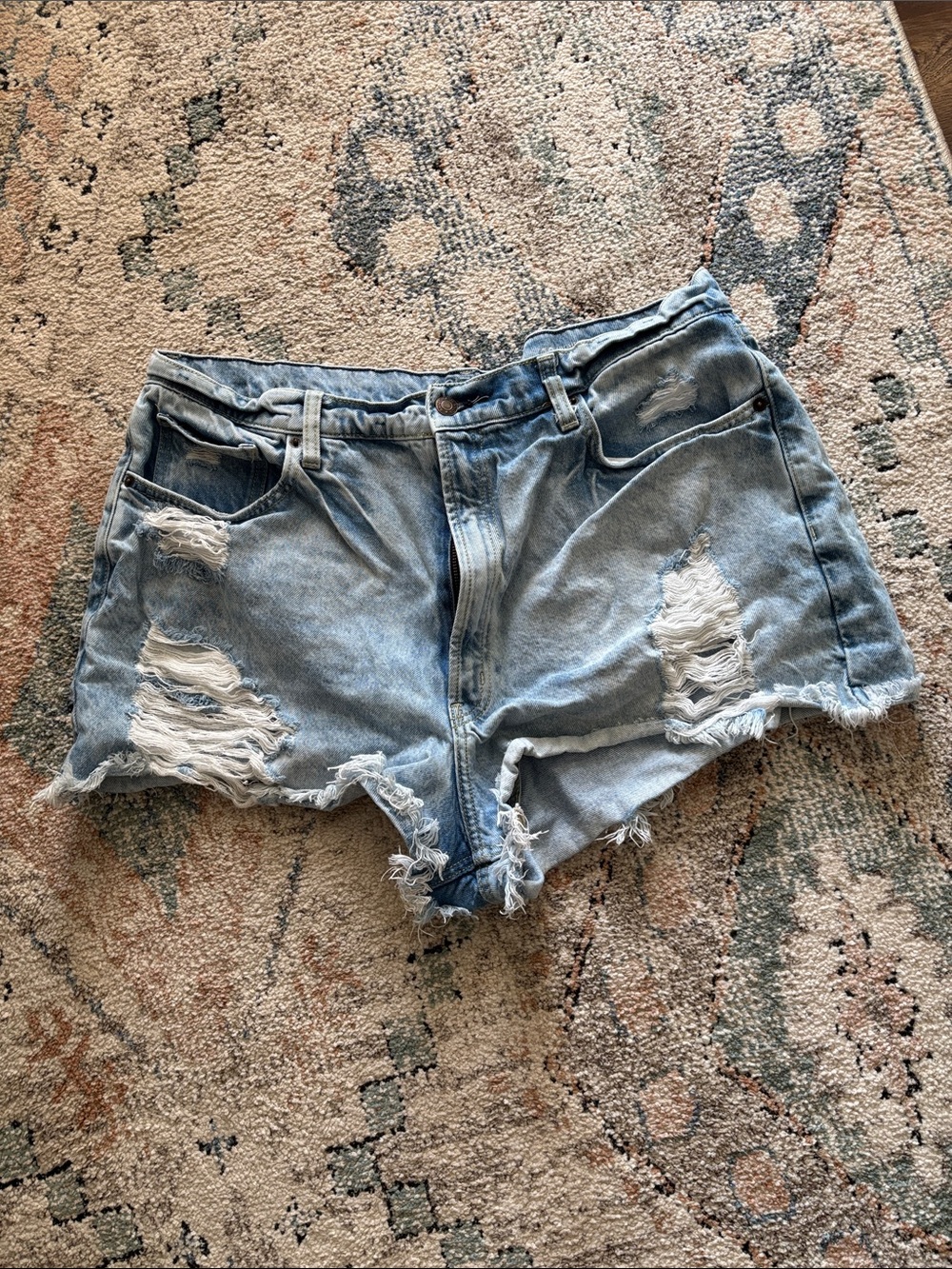 Arizona Jean Company Light Blue Distressed Denim Shorts